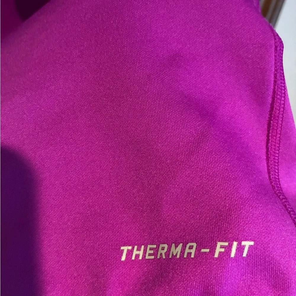 Nike Therma-Fit Fleece in Vibrant Purple